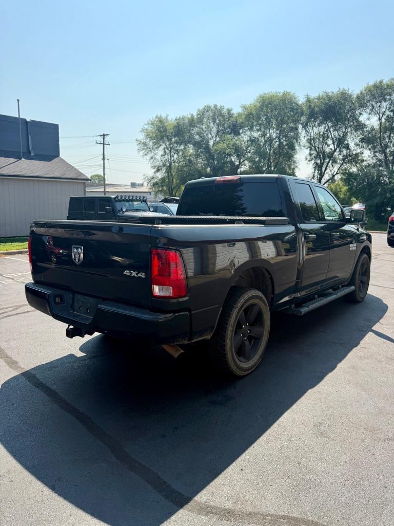 RAM 1500 Tradesman Quad Cab 4WD 2018