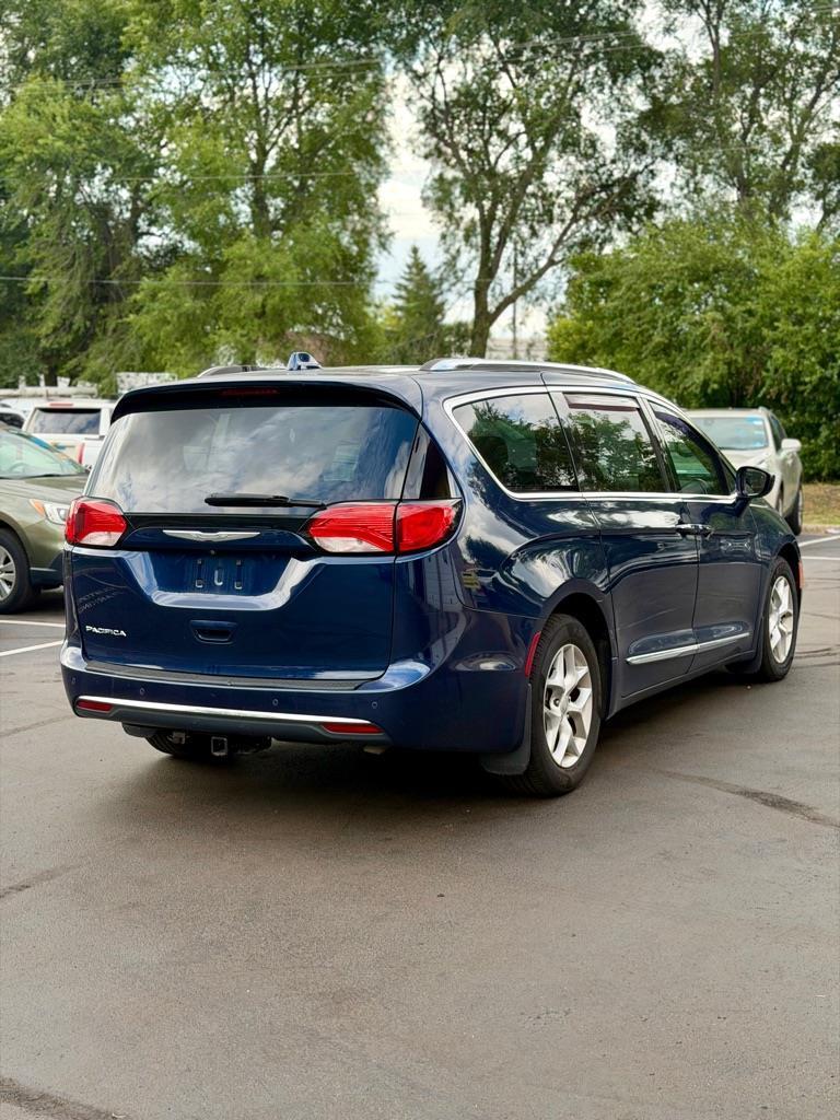 Chrysler Pacifica Touring-L Plus 2017