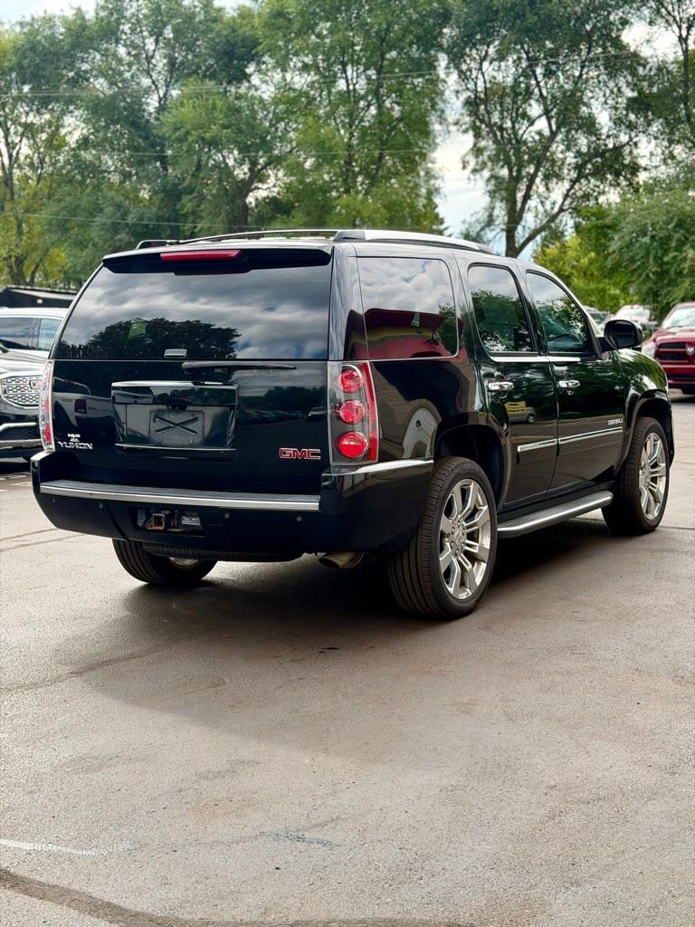GMC Yukon Denali 4WD 2013