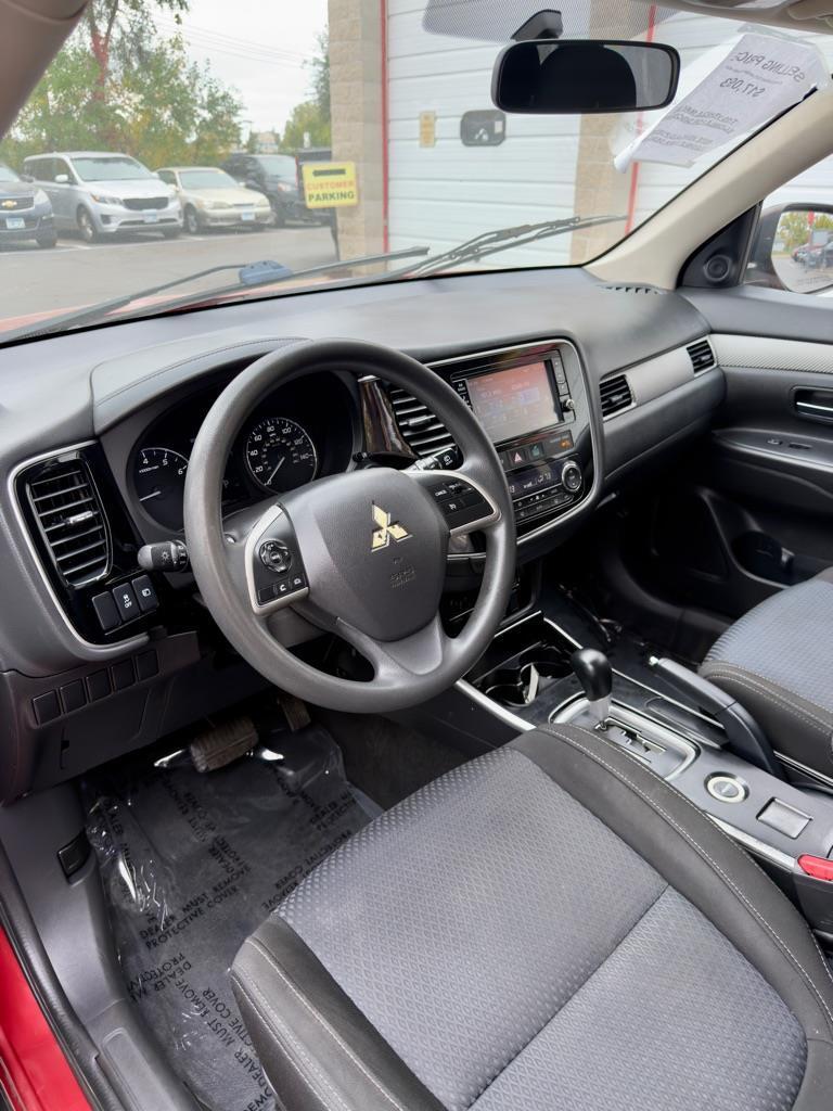 Mitsubishi Outlander SEL AWD 2018