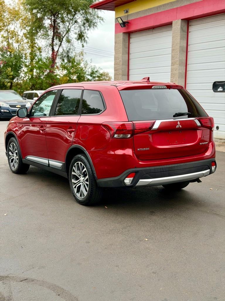 Mitsubishi Outlander SEL AWD 2018