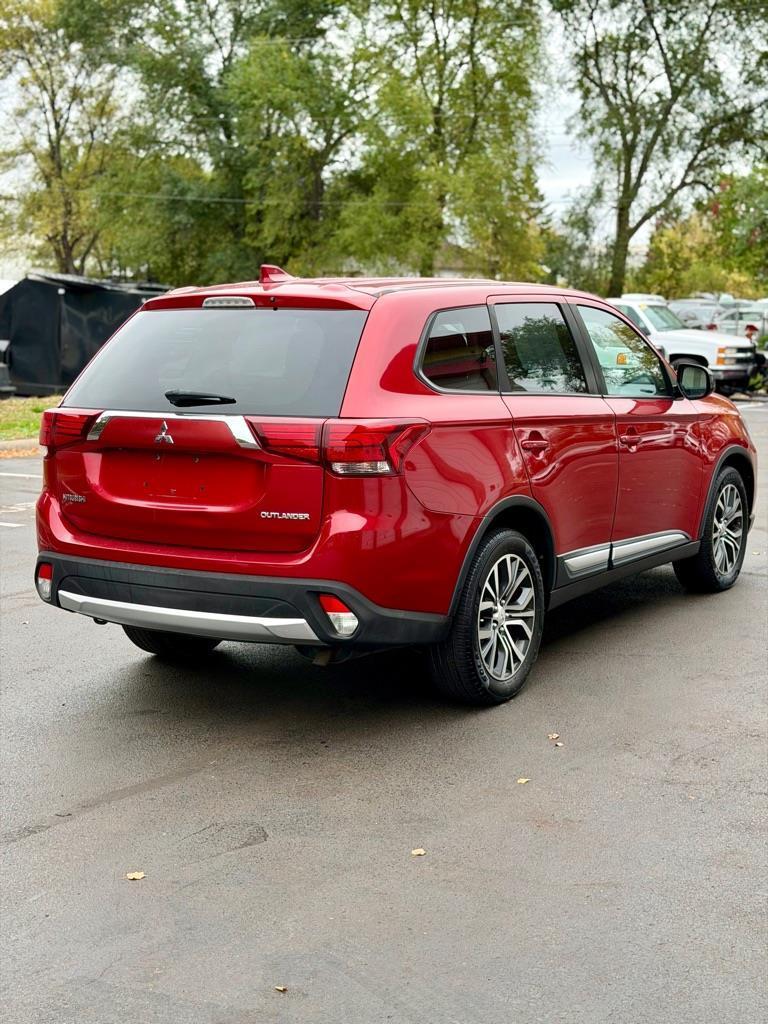 Mitsubishi Outlander SEL AWD 2018