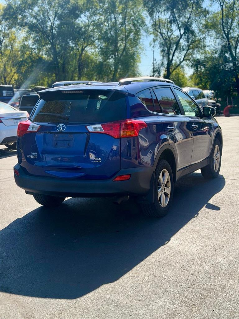 Toyota RAV4 XLE AWD 2015