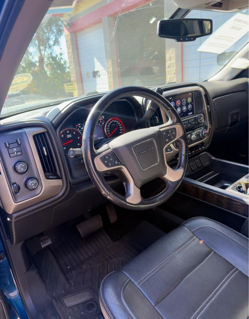 GMC Sierra 1500 Denali Crew Cab Long Box 4WD 2016