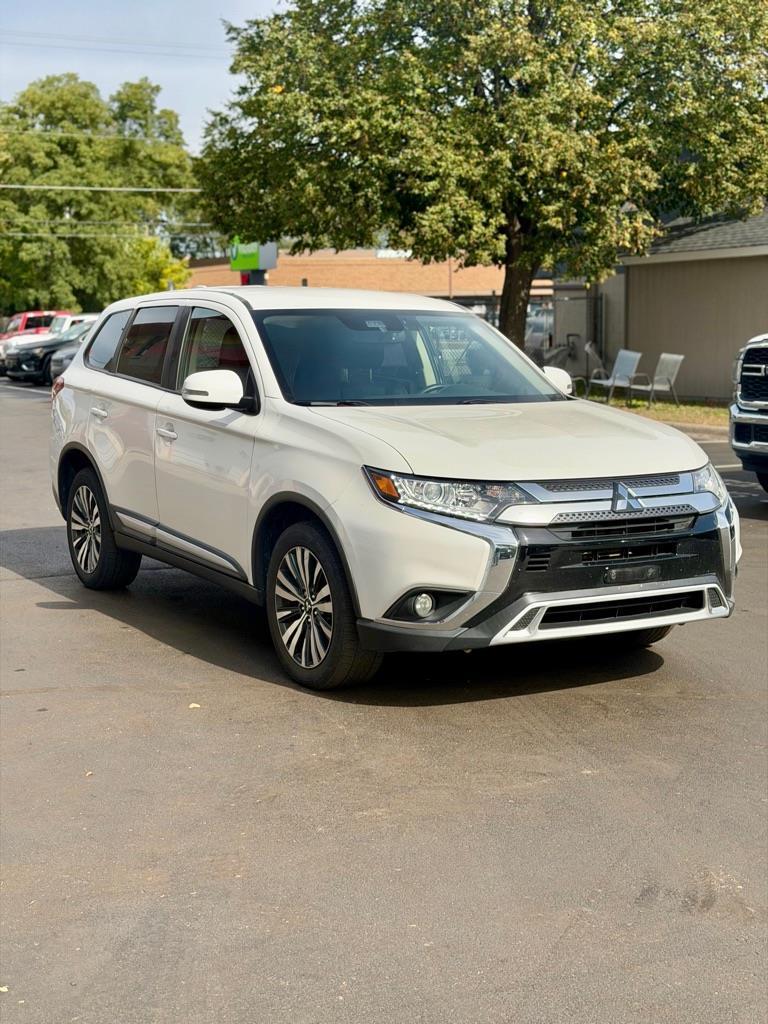 Mitsubishi Outlander SEL AWD 2020