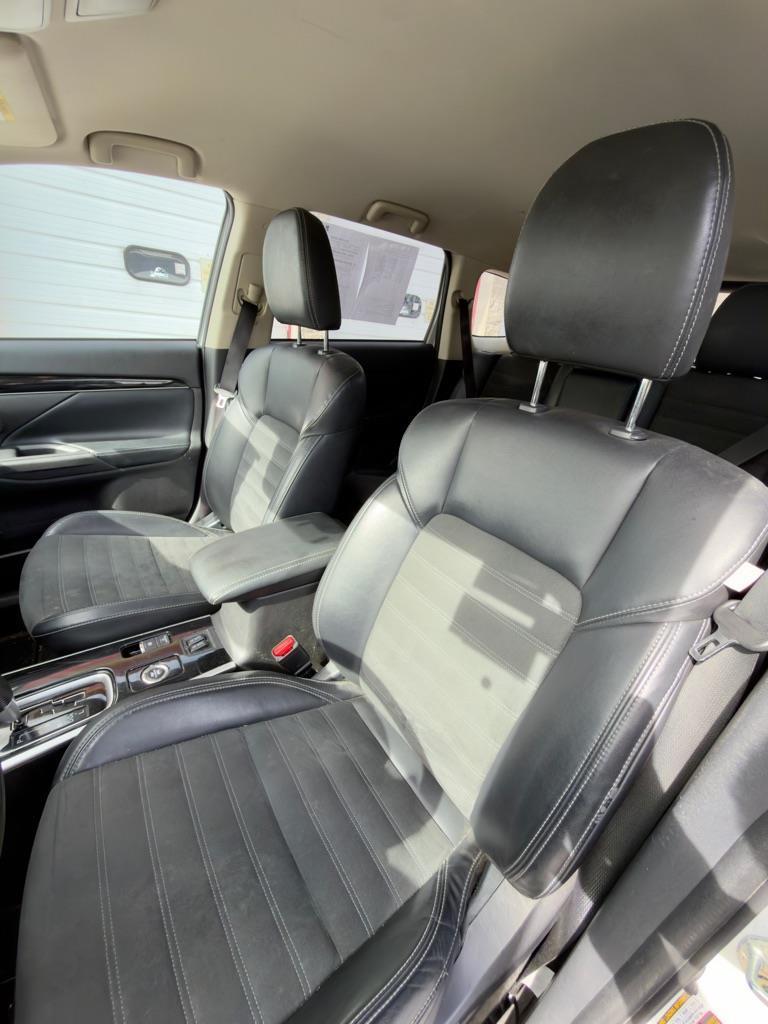 Mitsubishi Outlander SEL AWD 2020