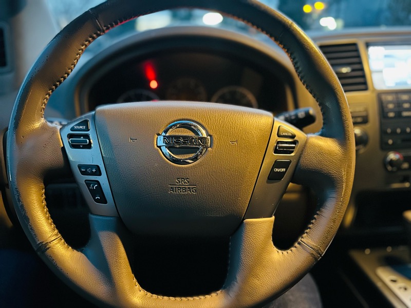 Nissan Armada SL 2WD 2014