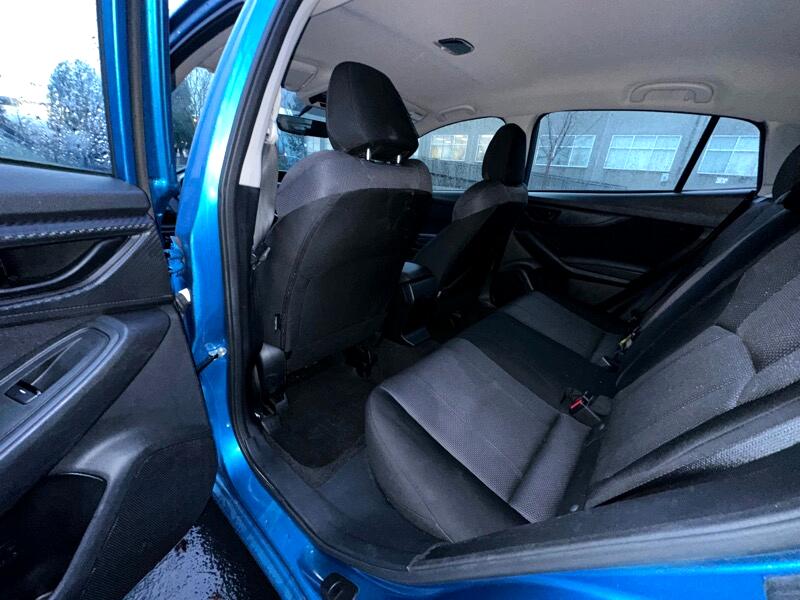 Subaru Impreza 2.0i Premium CVT 5-Door 2017