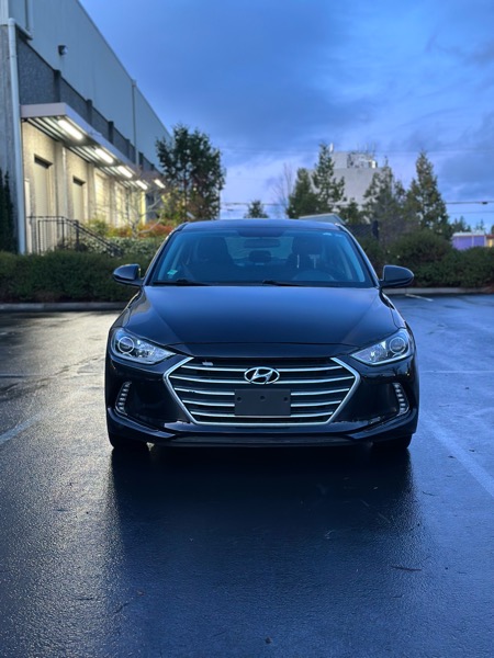 Hyundai Elantra SE 6AT 2018