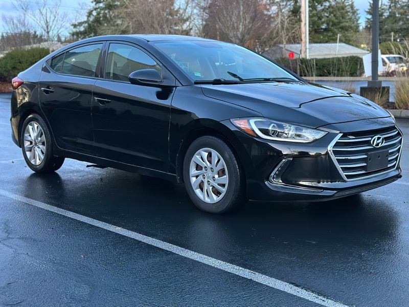 Hyundai Elantra SE 6AT 2018