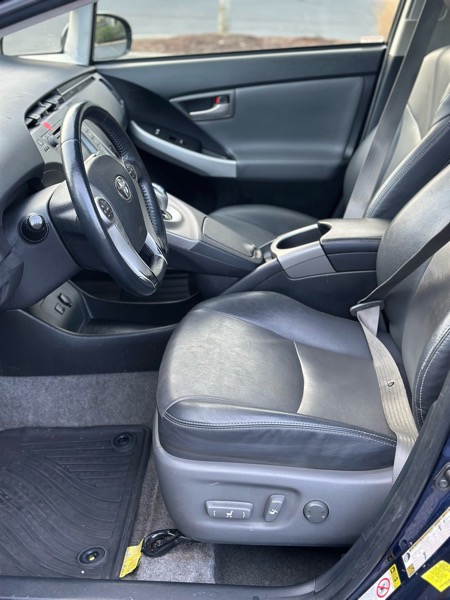 Toyota Prius Four 2015