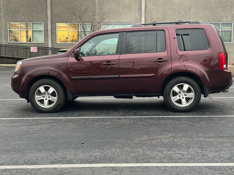 Honda Pilot EX-L 4WD 5-Spd AT 2011