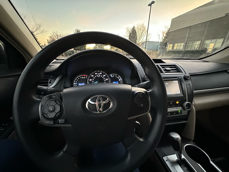 Toyota Camry L 2012