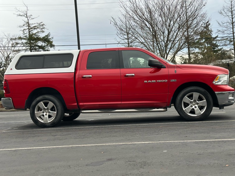 RAM 1500 SLT 4x4 Crew Cab 6'4" Box 2012