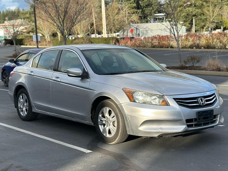 Honda Accord SE Sedan AT 2011