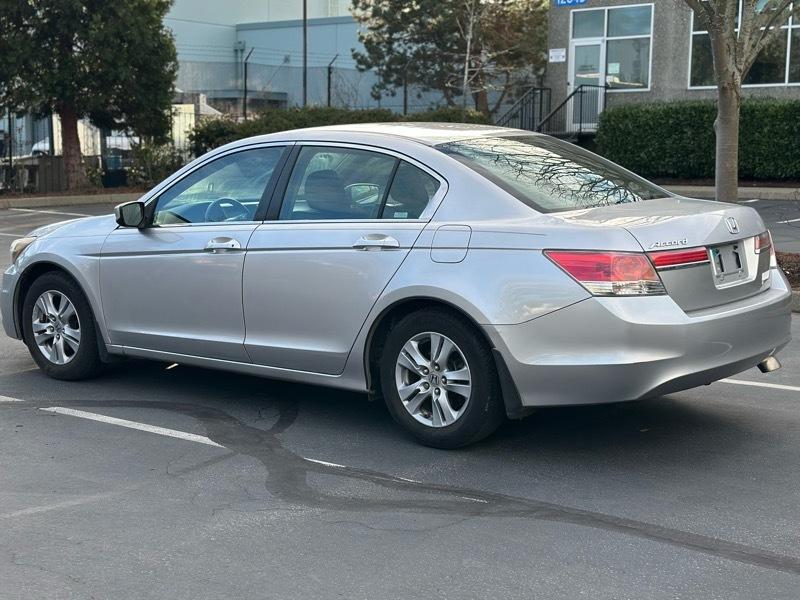 Honda Accord SE Sedan AT 2011