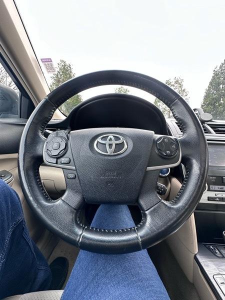 Toyota Camry Hybrid XLE 2013
