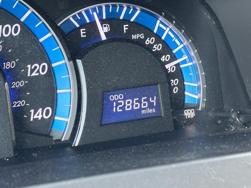 Toyota Camry Hybrid XLE 2013