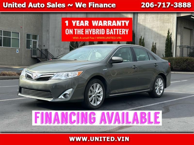 Toyota Camry Hybrid XLE 2014