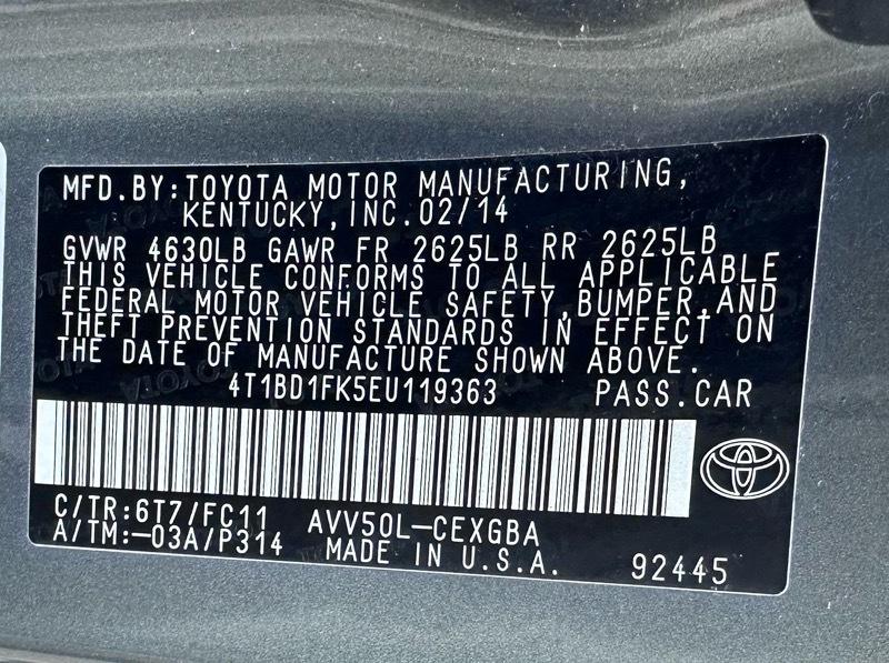 Toyota Camry Hybrid XLE 2014