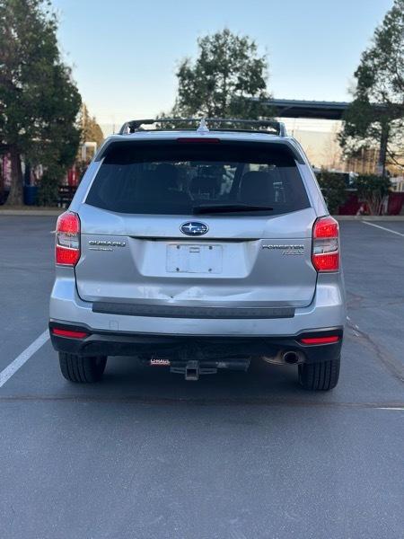 Subaru Forester 2.5i Touring 2016