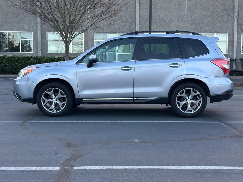 Subaru Forester 2.5i Touring 2016