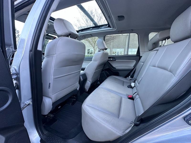 Subaru Forester 2.5i Touring 2016