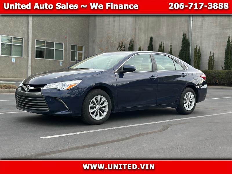 Toyota Camry SE 2017