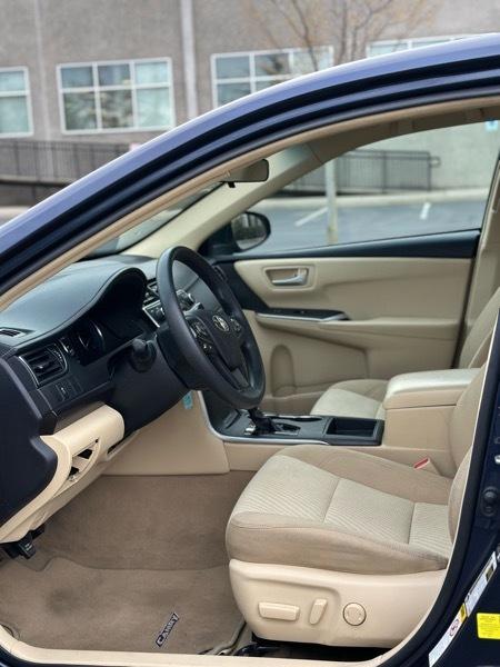 Toyota Camry SE 2017