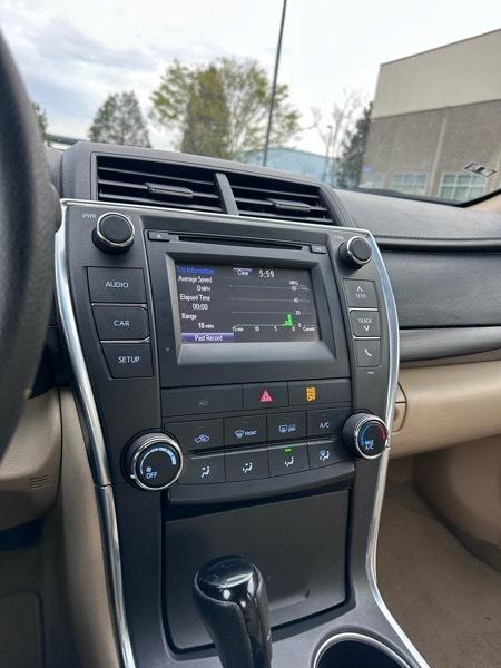 Toyota Camry SE 2017