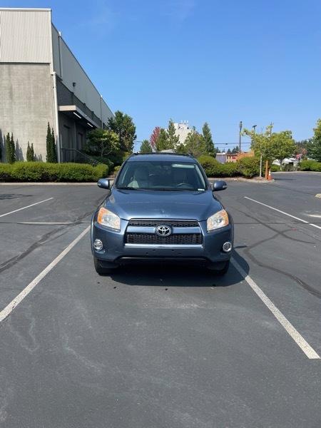 Toyota RAV4 Limited V6 4WD 2012