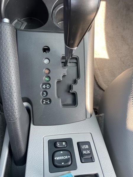 Toyota RAV4 Limited V6 4WD 2012
