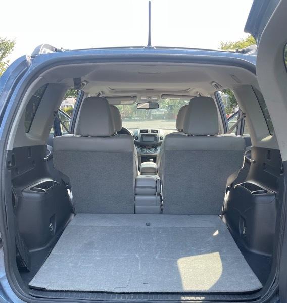 Toyota RAV4 Limited V6 4WD 2012