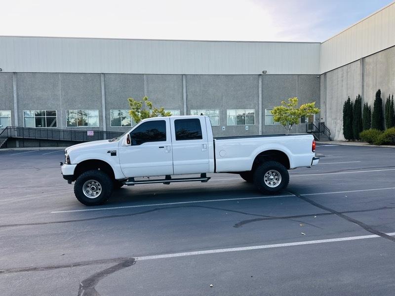 Ford F-350 SD Lariat Crew Cab Long Bed 4WD 2004