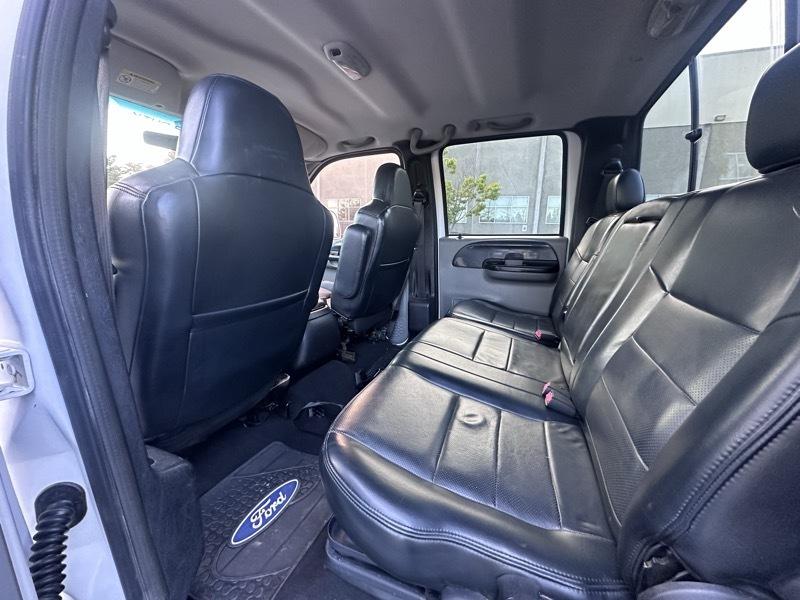 Ford F-350 SD Lariat Crew Cab Long Bed 4WD 2004