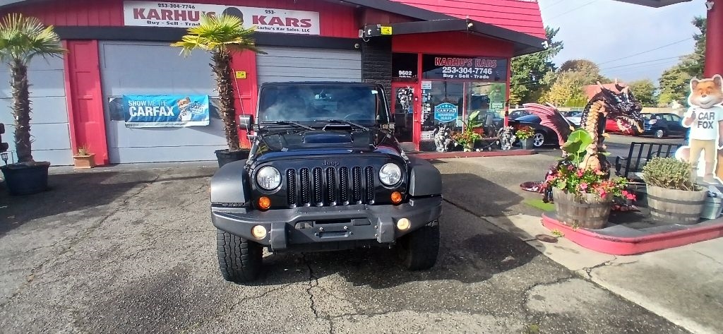 Jeep Wrangler Unlimited Sahara 4WD 2013 Jeep Wrangler Unlimited Sahara 4WD 2013