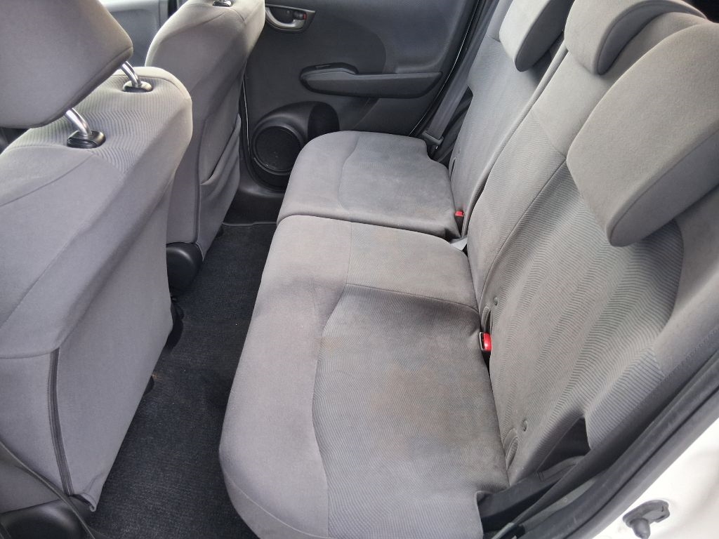 Honda Fit 5-Speed AT 2013