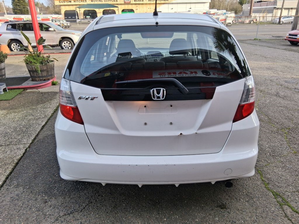 Honda Fit 5-Speed AT 2013