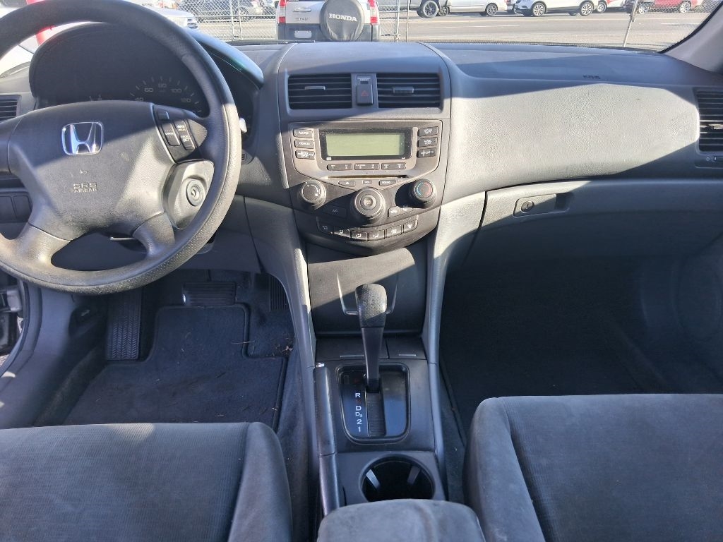 Honda Accord LX sedan AT 2006