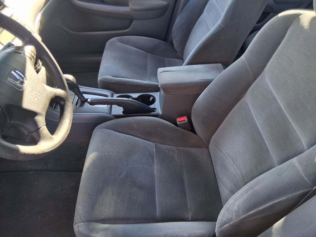 Honda Accord LX sedan AT 2006