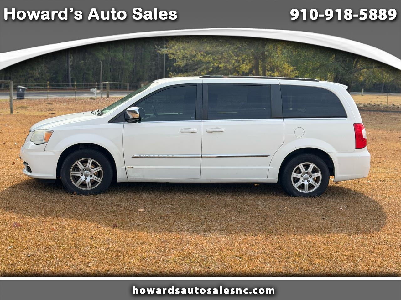 2011 Chrysler Town & Country Touring-L