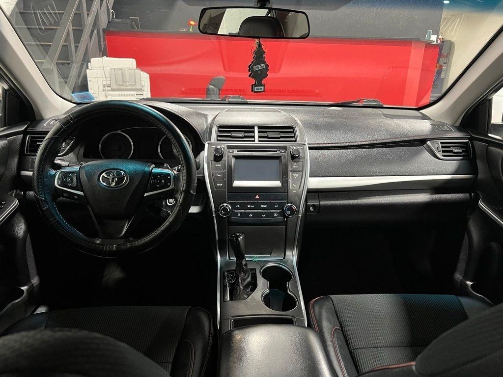 Toyota Camry LE 2017