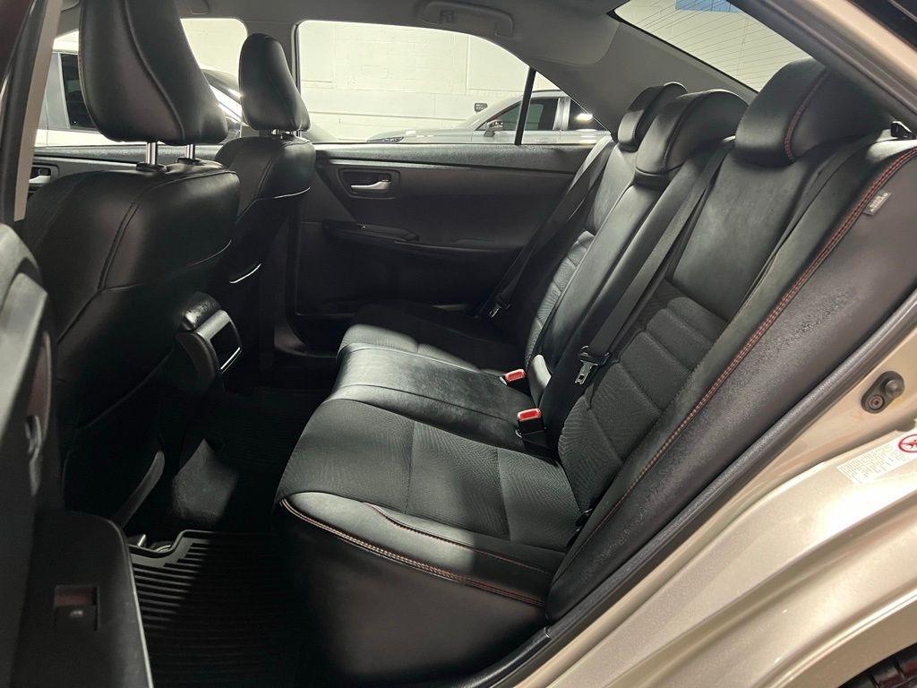 Toyota Camry LE 2017