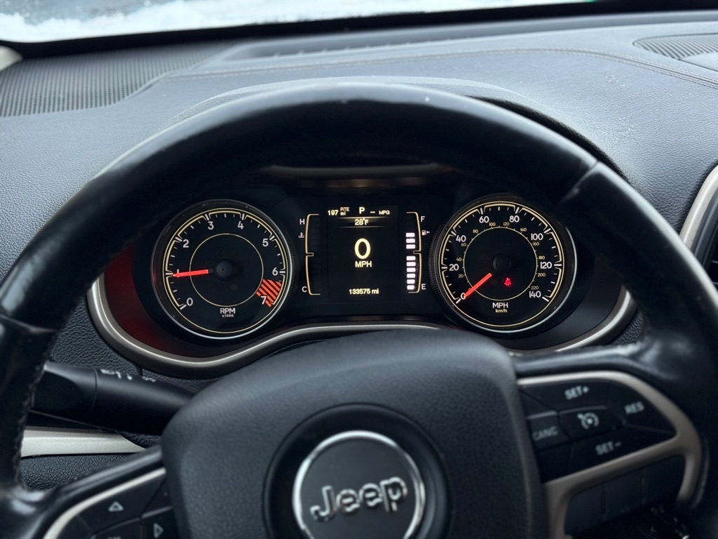 Jeep Cherokee Latitude FWD 2014