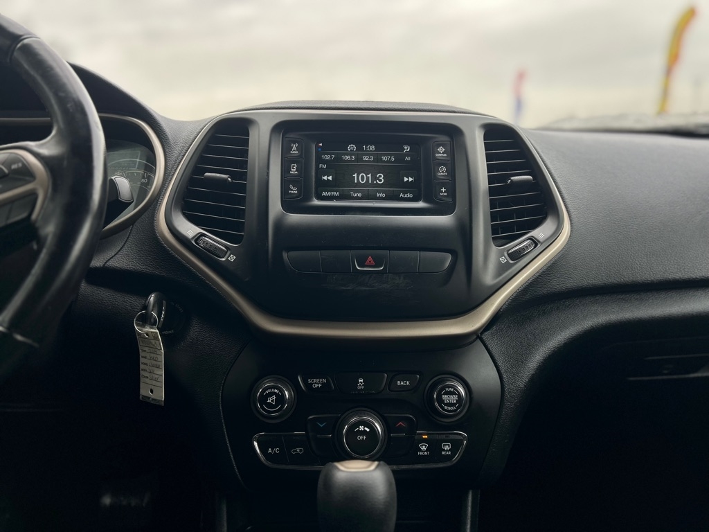 Jeep Cherokee Latitude FWD 2014