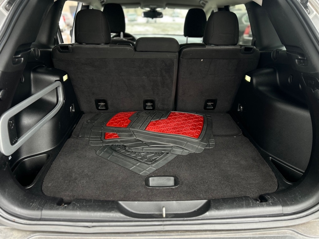 Jeep Cherokee Latitude FWD 2014