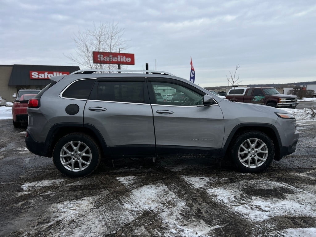 Jeep Cherokee Latitude FWD 2014