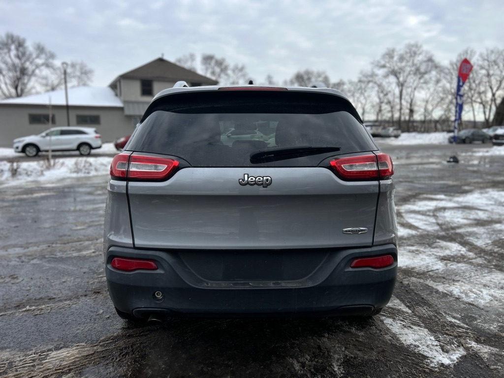 Jeep Cherokee Latitude FWD 2014