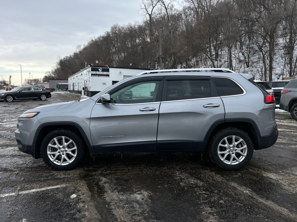 Jeep Cherokee Latitude FWD 2014