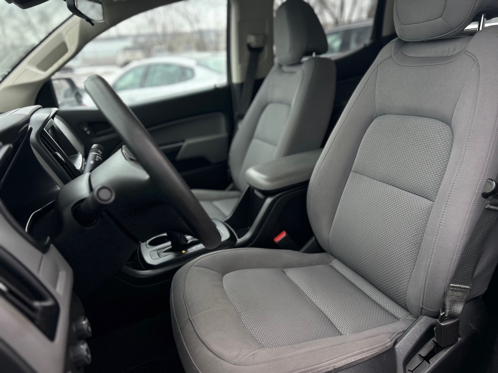 Chevrolet Colorado Work Truck Crew Cab 4WD Short Box 2020